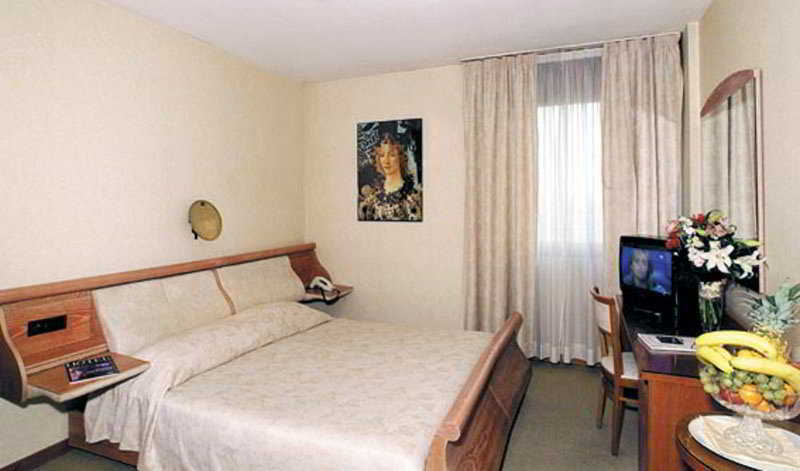Hotel Toscana Ambassador 4*