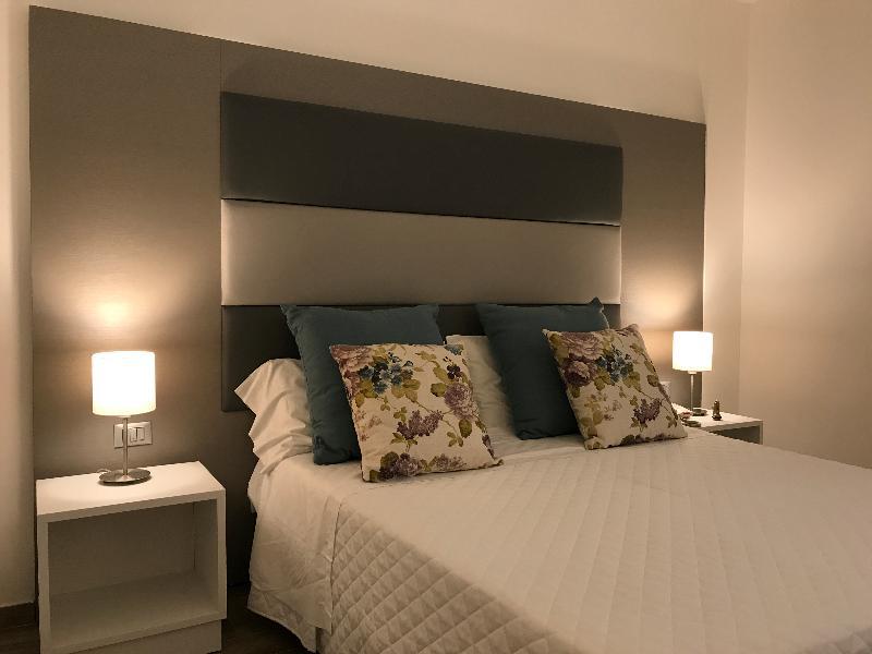 Toscana Ambassador Hotel 4*