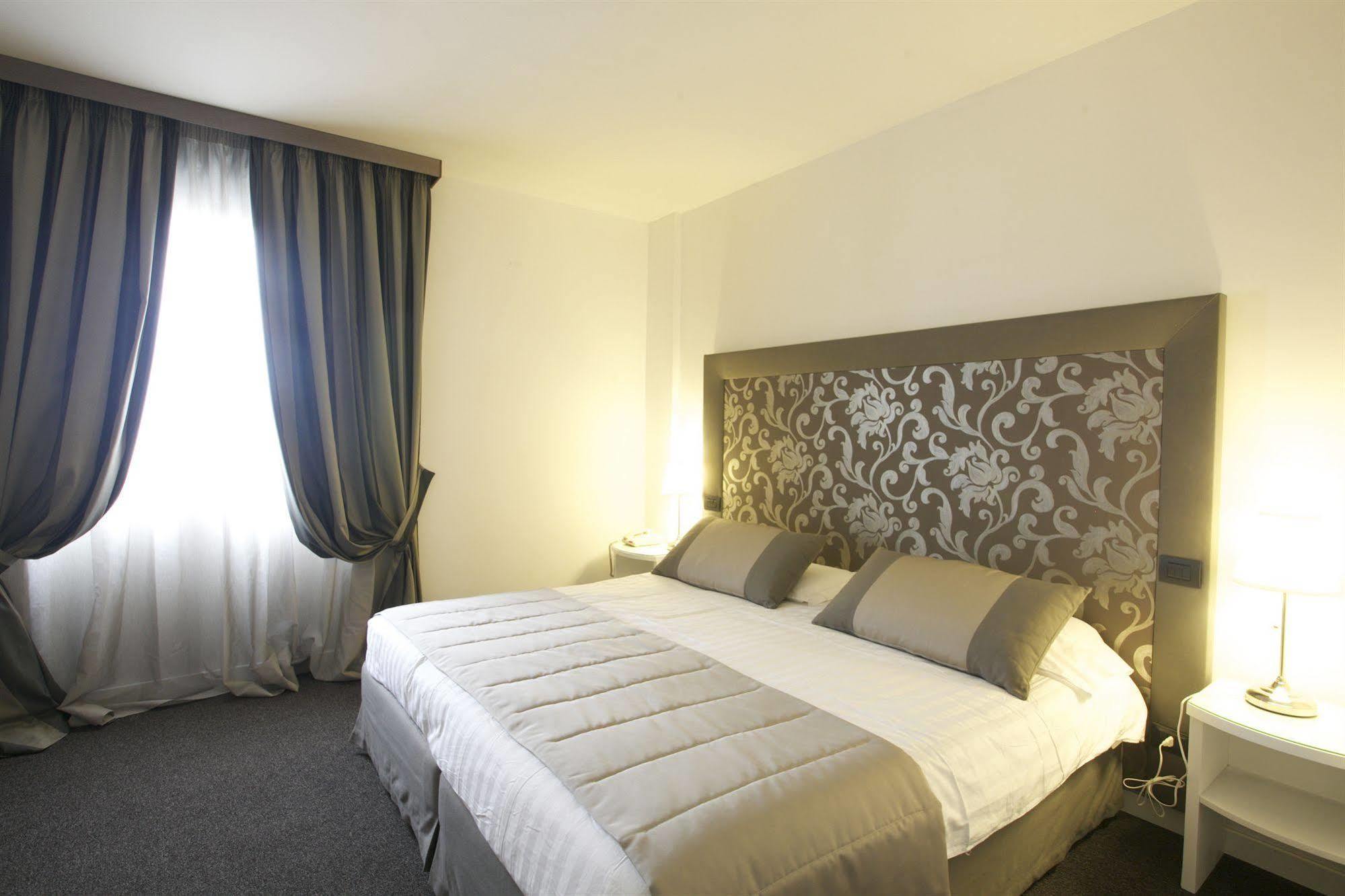 Hotel Toscana Ambassador